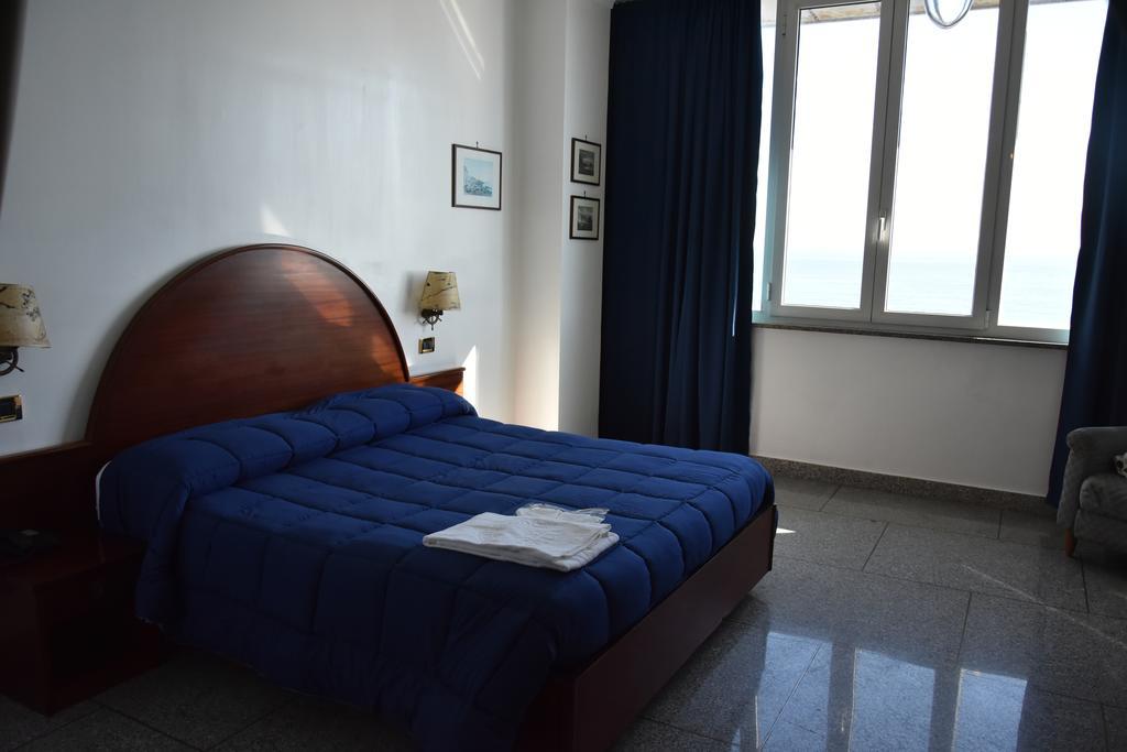 Hotel La Tripergola Pozzuoli Esterno foto
